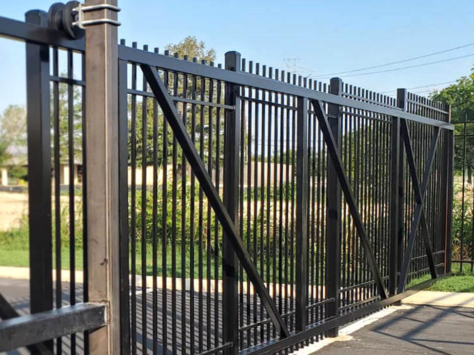 Fence gates for the San Antonio Texas area.