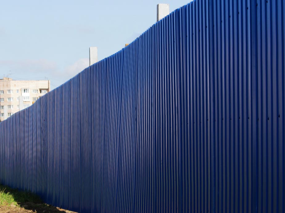 Corrugated Metal security fencing in San Antonio Texas