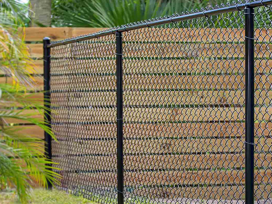 Residential Chain Link fence contractor in the San Antonio Texas area.