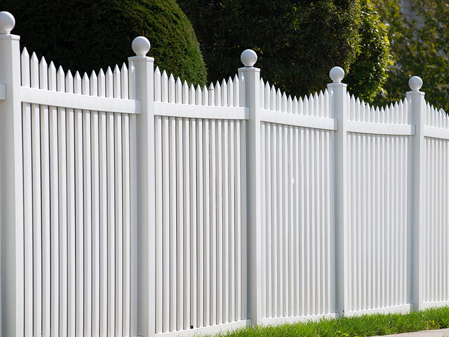 Vinyl Fence Contractor in San Antonio Texas