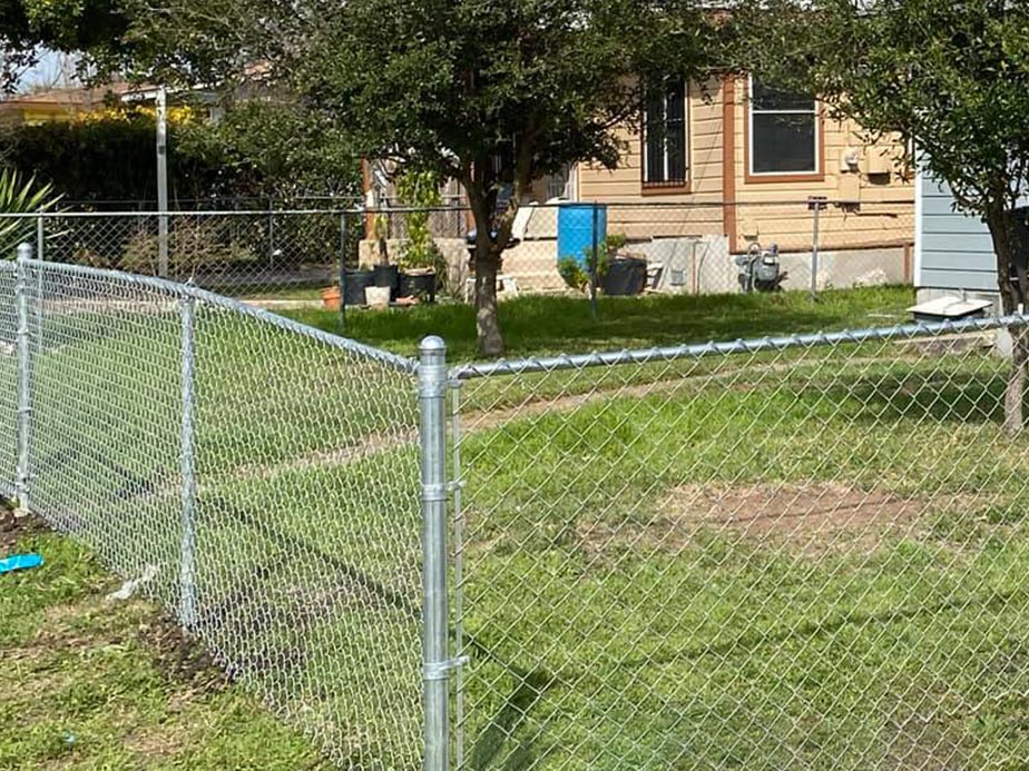 Chain Link fence options in the castroville-texas area.