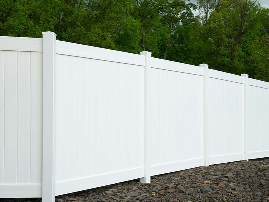 New Braunfels Texas vinyl privacy fencing