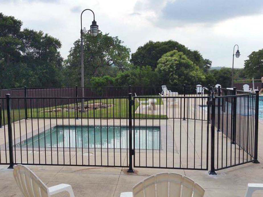 Pool Fence Example in Timberwood Park Texas